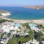 Hotel Far Out Village