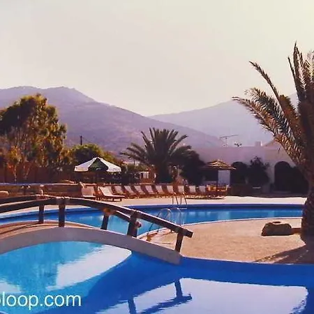 Hotel Far Out Village Mylopotas