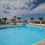 Hotel Far Out Village 3*