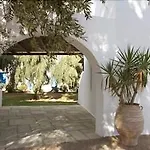 Far Out Village 3* Mylopotas