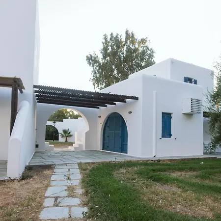 Far Out Village Ξενοδοχείο