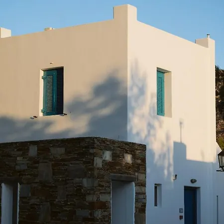 Ξενοδοχείο Far Out Village