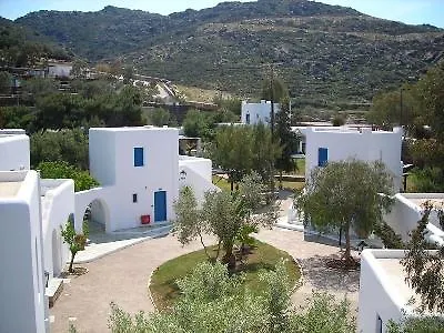 Far Out Village Ξενοδοχείο 3*