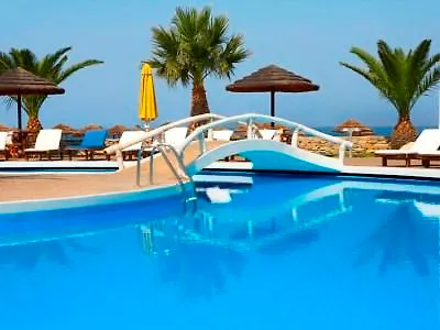 Ξενοδοχείο Far Out Village 3*