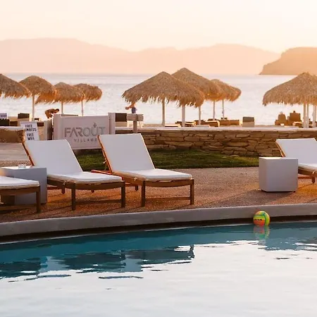 Far Out Village 3* Mylopotas