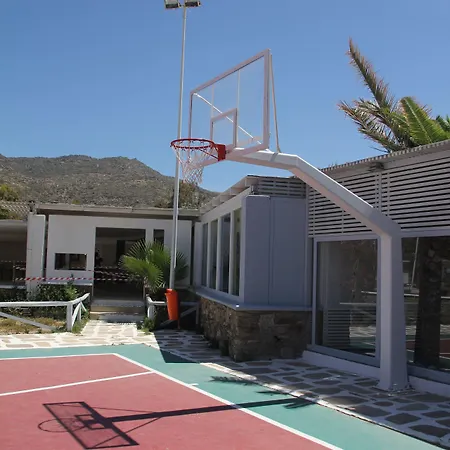 Ξενοδοχείο Far Out Village