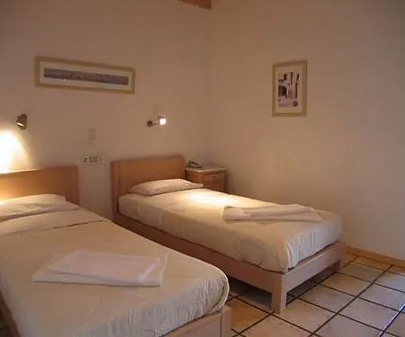 Hotel Far Out Village Mylopotas