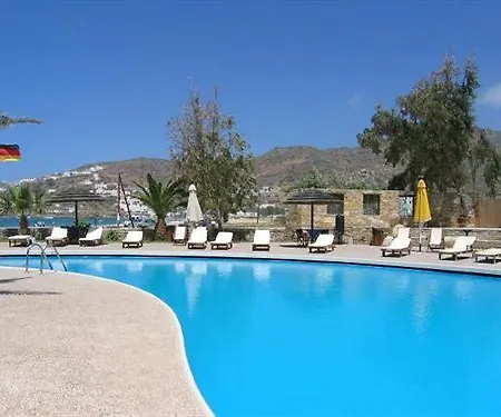 Far Out Village 3* Mylopotas