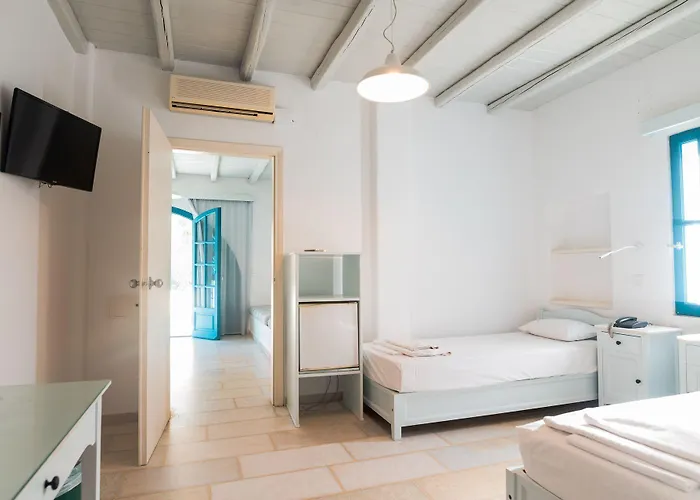 Far Out Village Ξενοδοχείο