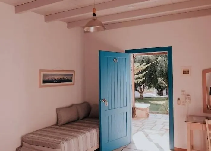 Far Out Village 3* Μυλοπότας